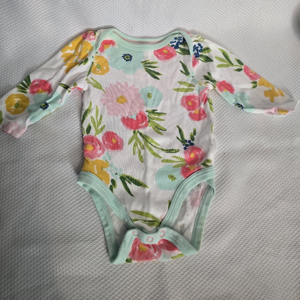 🚨3/30% OFF🚨 Cloud Island Long Sleeve Onesie
